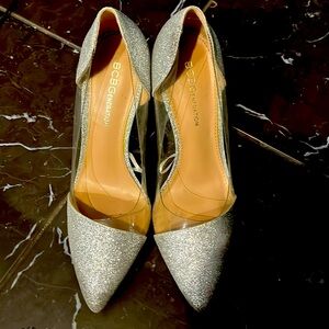 Bcbg size 8 sliver sparkle heels
